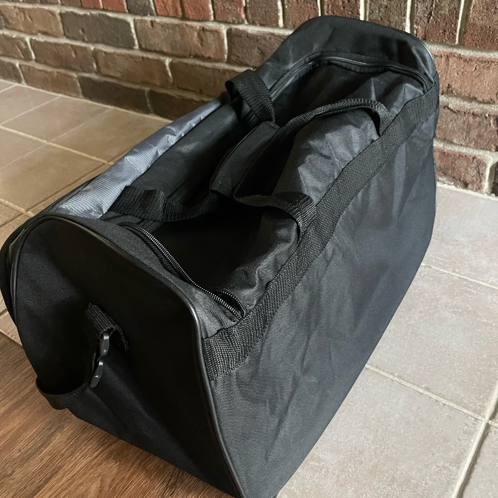 Men’s Black Duffel Bag